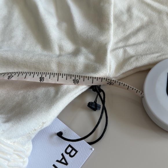 Bailey 44 Bella Pullover V-neck top Ivory XS NWT - Picture 9 of 9